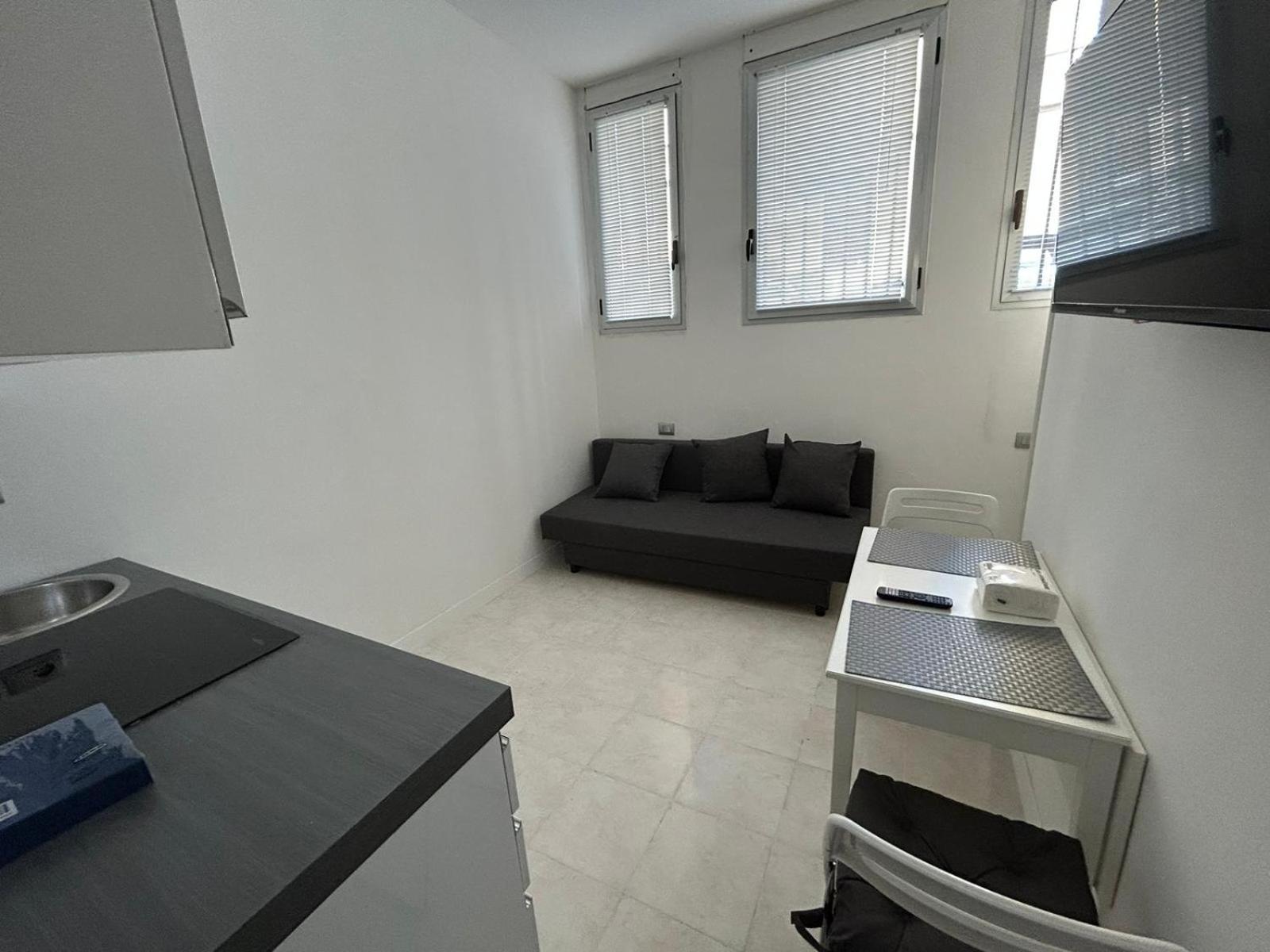 Elegant Studio Mediolan Zewnętrze zdjęcie