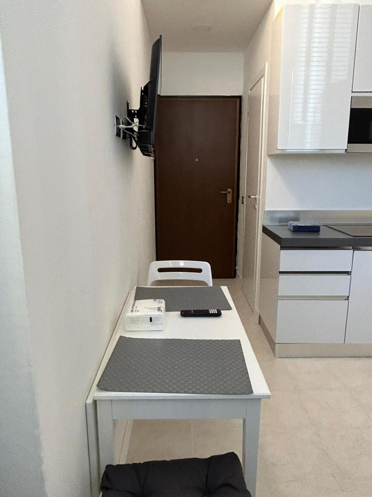 Elegant Studio Mediolan Zewnętrze zdjęcie